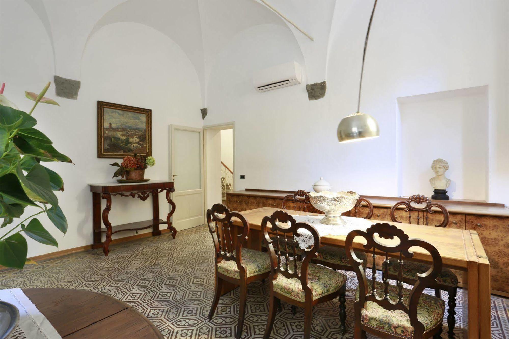 B&B Pergola House Лукка Экстерьер фото